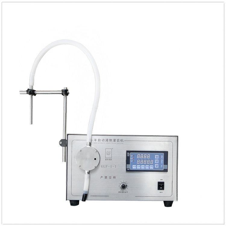 آلة تعبئة السوائل الكهربائية عالية الدقة بمضخة مزدوجة GLF-1-1