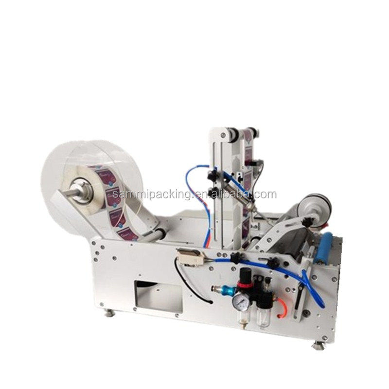 أحدث آلة لصق الملصقات ذاتية اللصق شبه الأوتوماتيكية على الوجهين لزجاجات PET البلاستيكية المستديرة