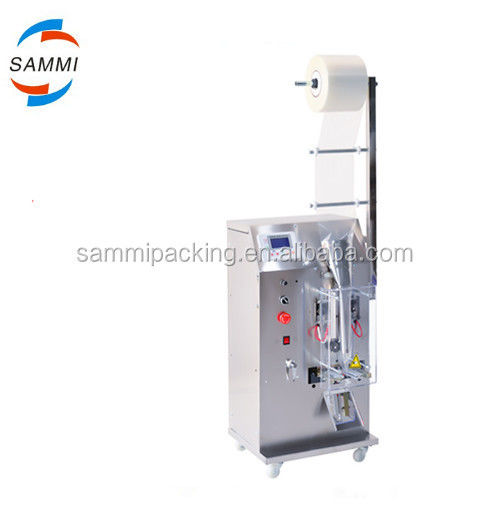 آلة تعبئة وتغليف السوائل الرأسية شبه الأوتوماتيكية سعة 100 مل لتعبئة أكياس السوائل من الماء والحليب