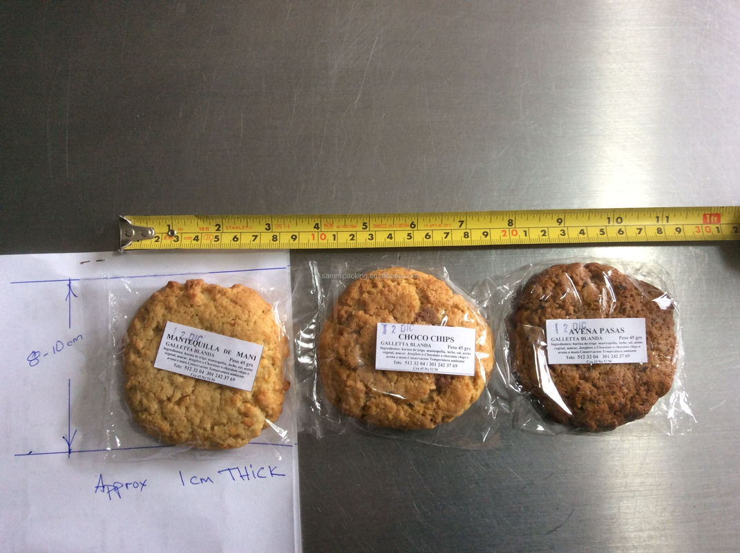 DBW-250 آلة تحميل أوتوماتيكية منخفضة الثمن للشوكولاتة الحلوى الحلوى الكوكيز حزمة تدفق الأفقية